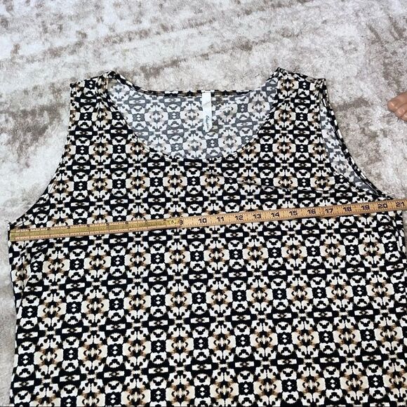 💋Bundle 4 items for $20. Add items💋 to a bundle - Picture 5 of 8